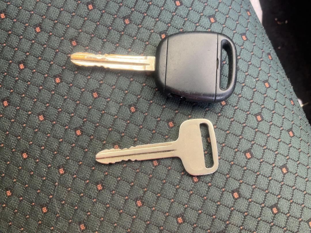 Photo '12' of Toyota IST