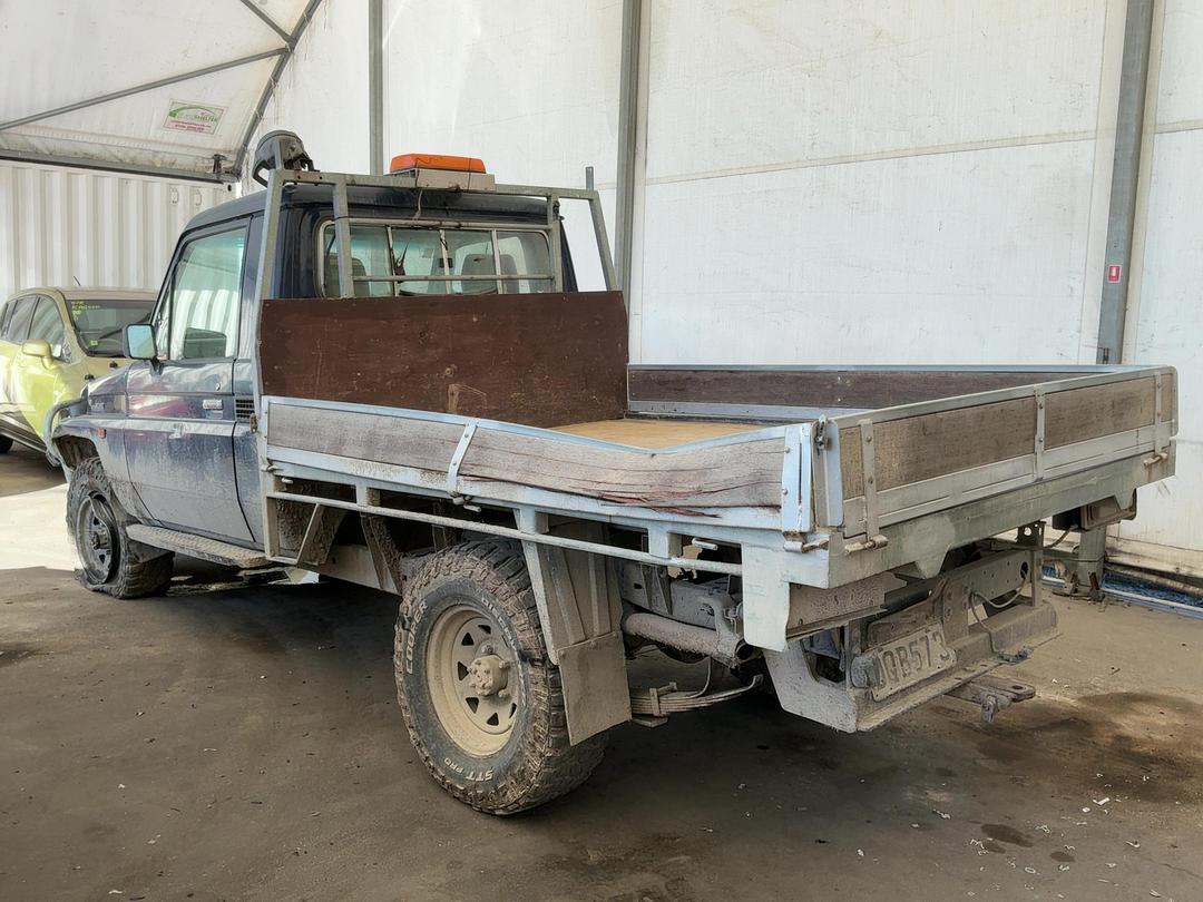 Photo '7' of Toyota Landcruiser C/C WGN3