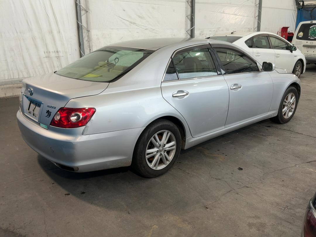 Photo '13' of Toyota Mark X X Photo '13' of Toyota Mark X X