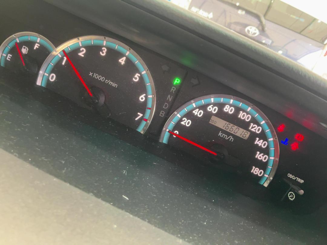 Photo '19' of Toyota Noah Photo '19' of Toyota Noah