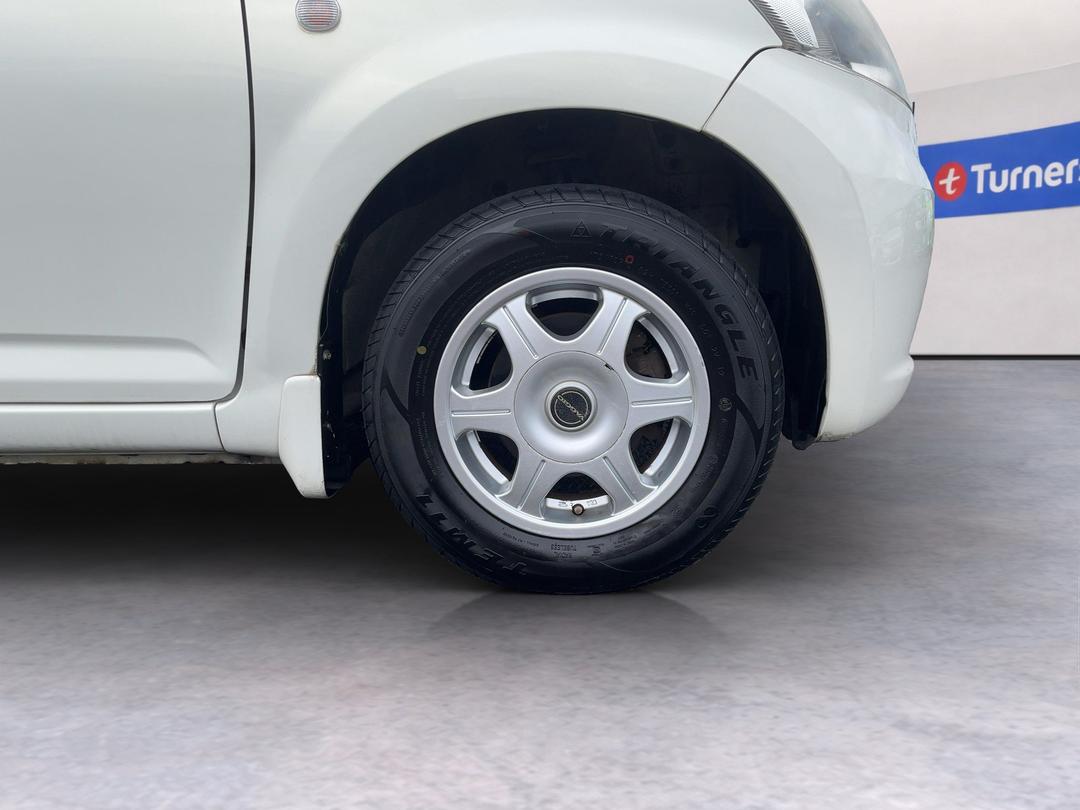 Photo '9' of Toyota Passo