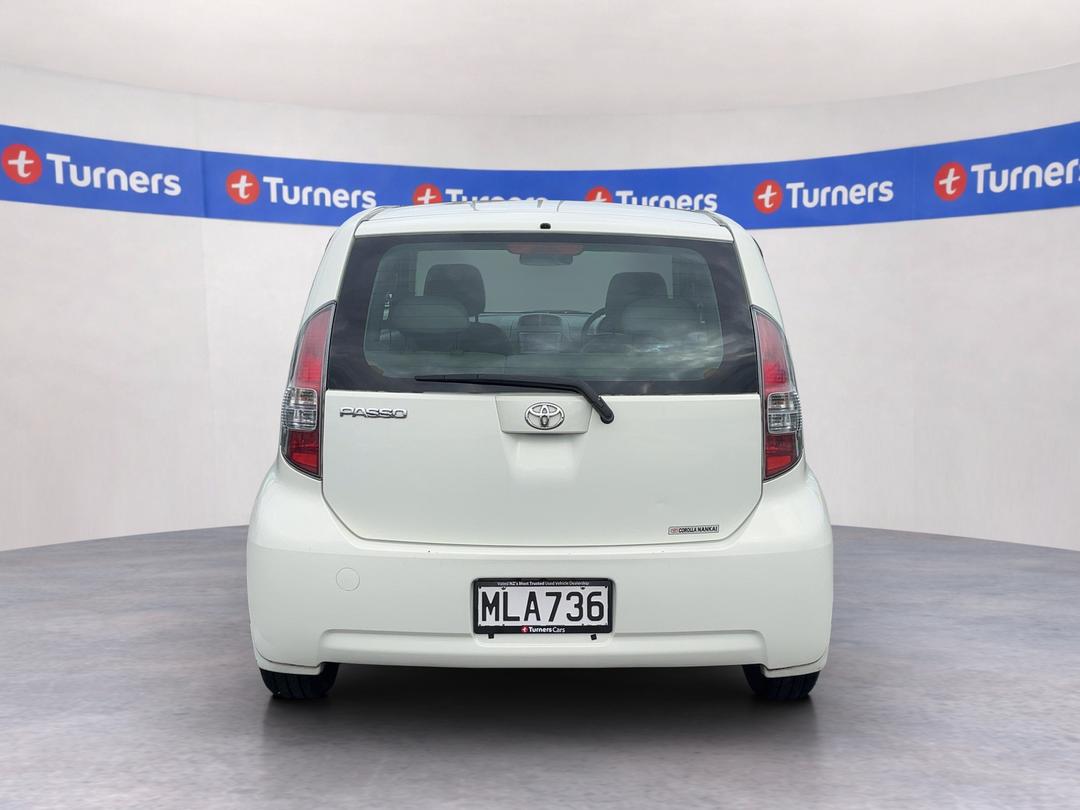 Photo '6' of Toyota Passo