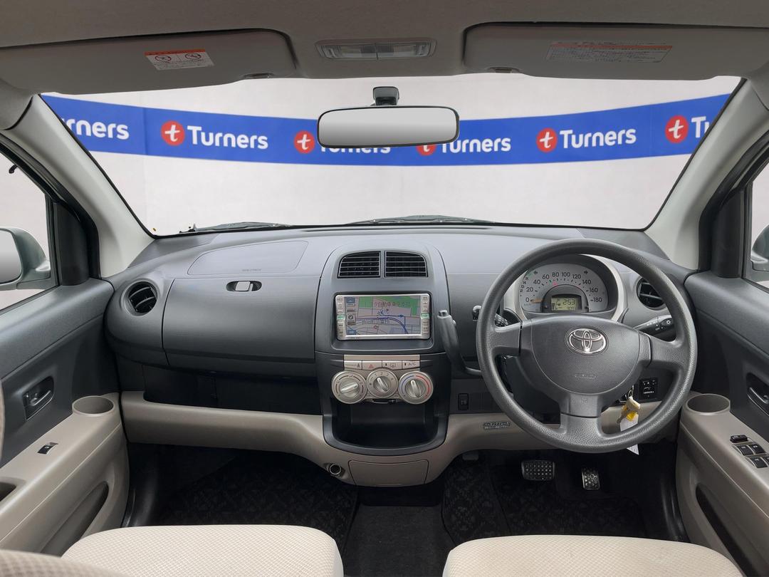 Photo '17' of Toyota Passo