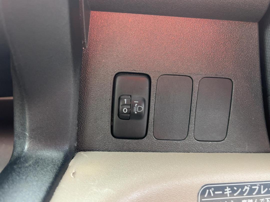 Photo '25' of Toyota Passo