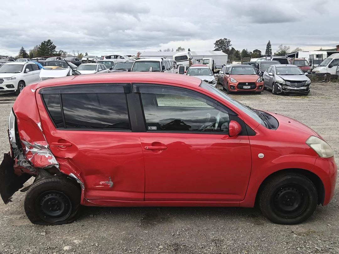 Photo '9' of Toyota Passo Photo '9' of Toyota Passo