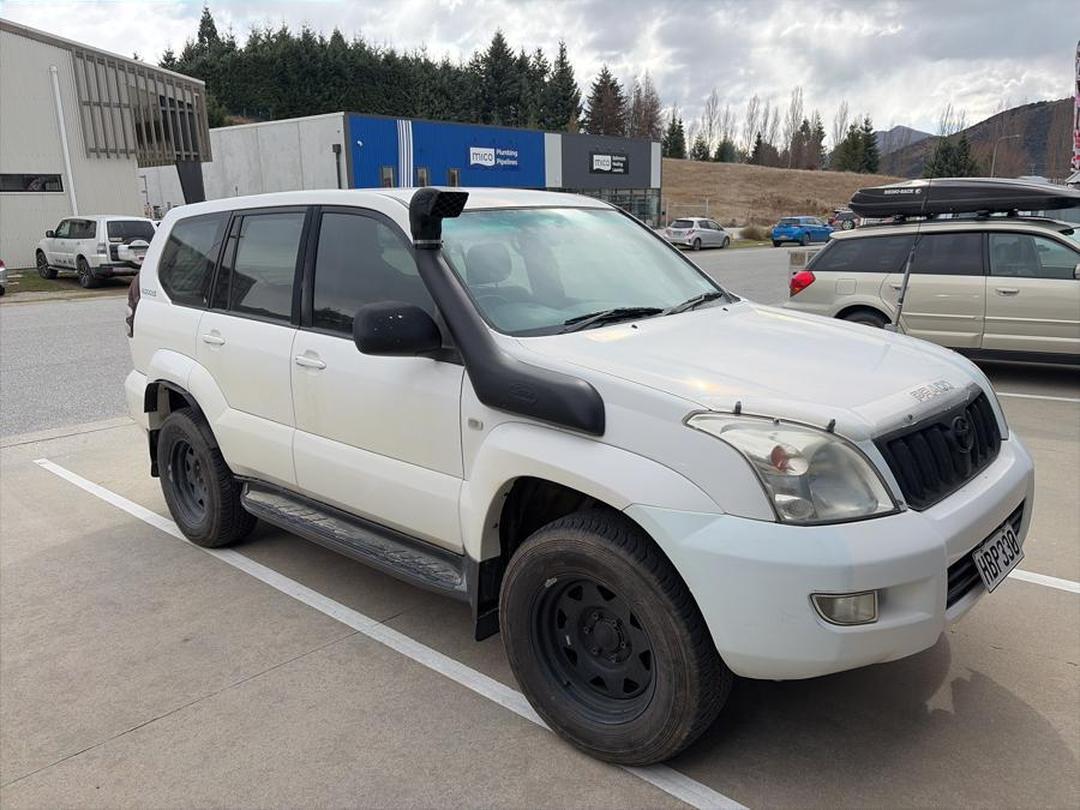 Photo '2' of Toyota Prado Photo '2' of Toyota Prado