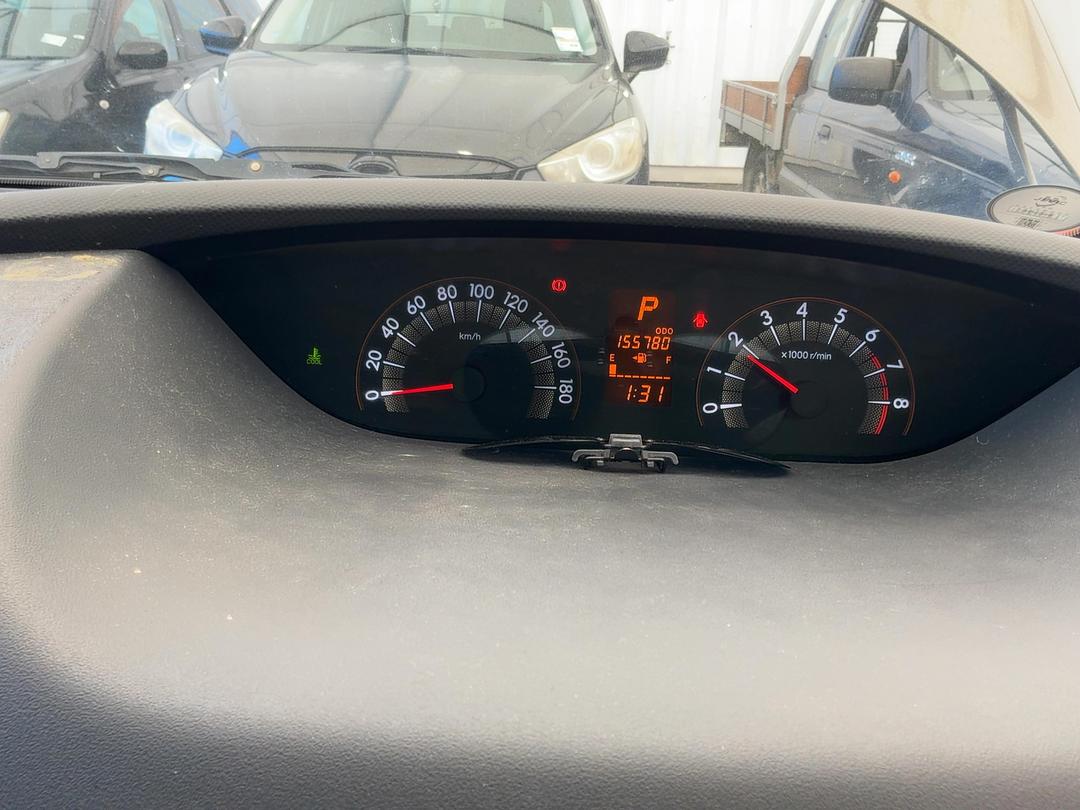 Photo '15' of Toyota Ractis Photo '15' of Toyota Ractis