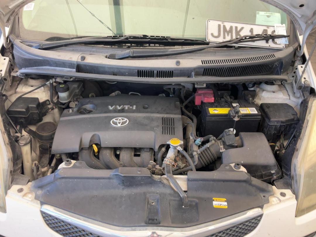 Photo '14' of Toyota Ractis 1.5 Photo '14' of Toyota Ractis 1.5