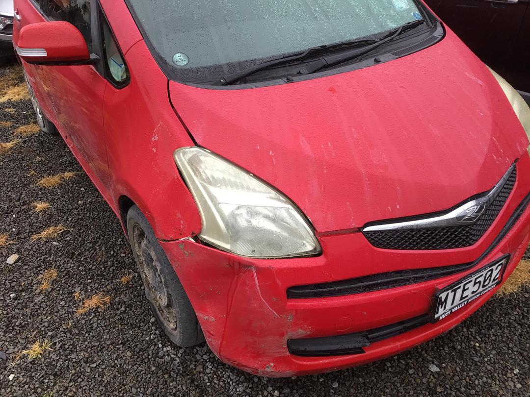Photo '2' of Toyota Ractis