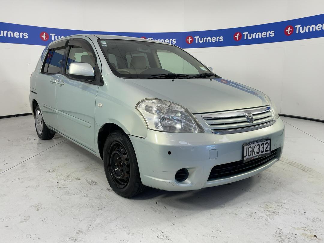 Photo '1' of Toyota Raum