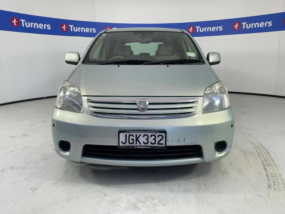 Photo '2' of Toyota Raum