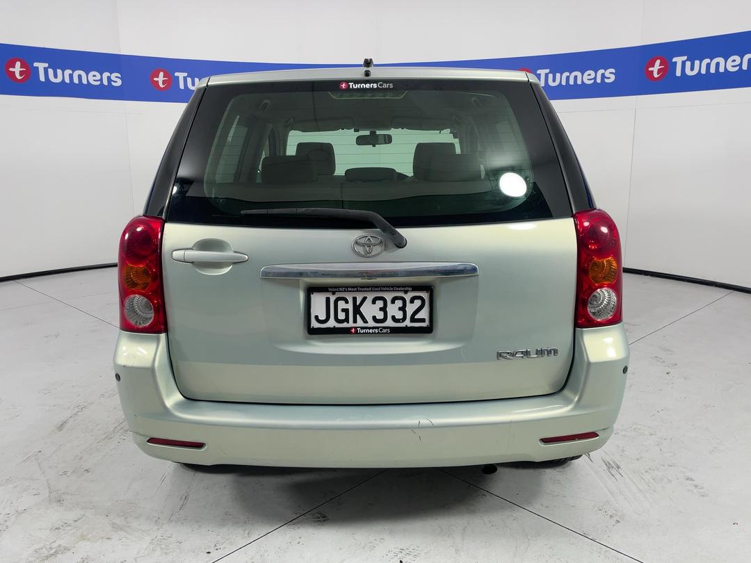 Photo '6' of Toyota Raum
