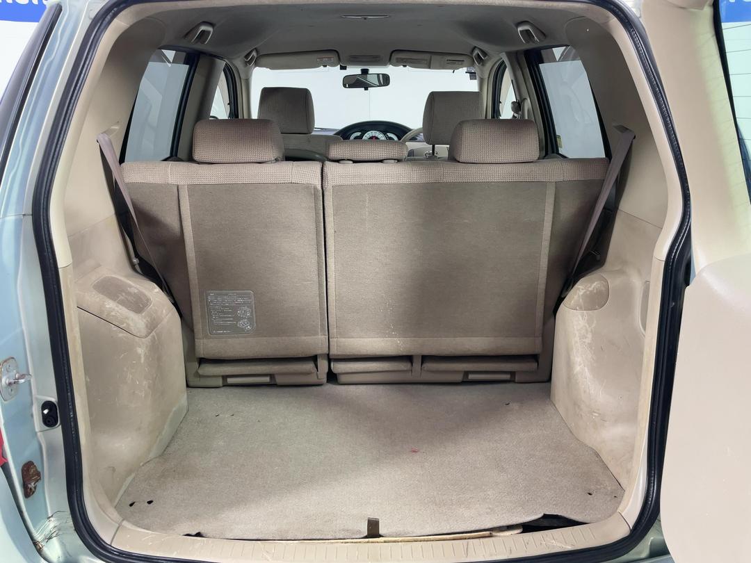 Photo '14' of Toyota Raum