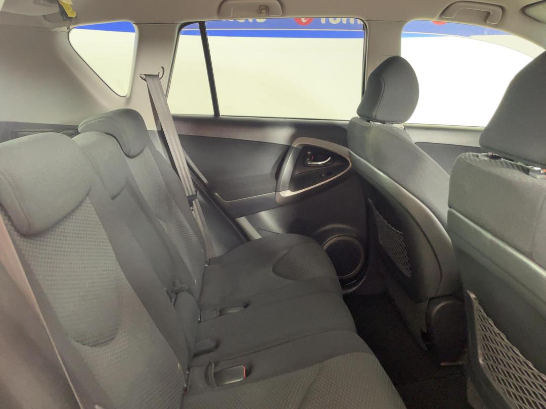 Photo '20' of Toyota Rav4