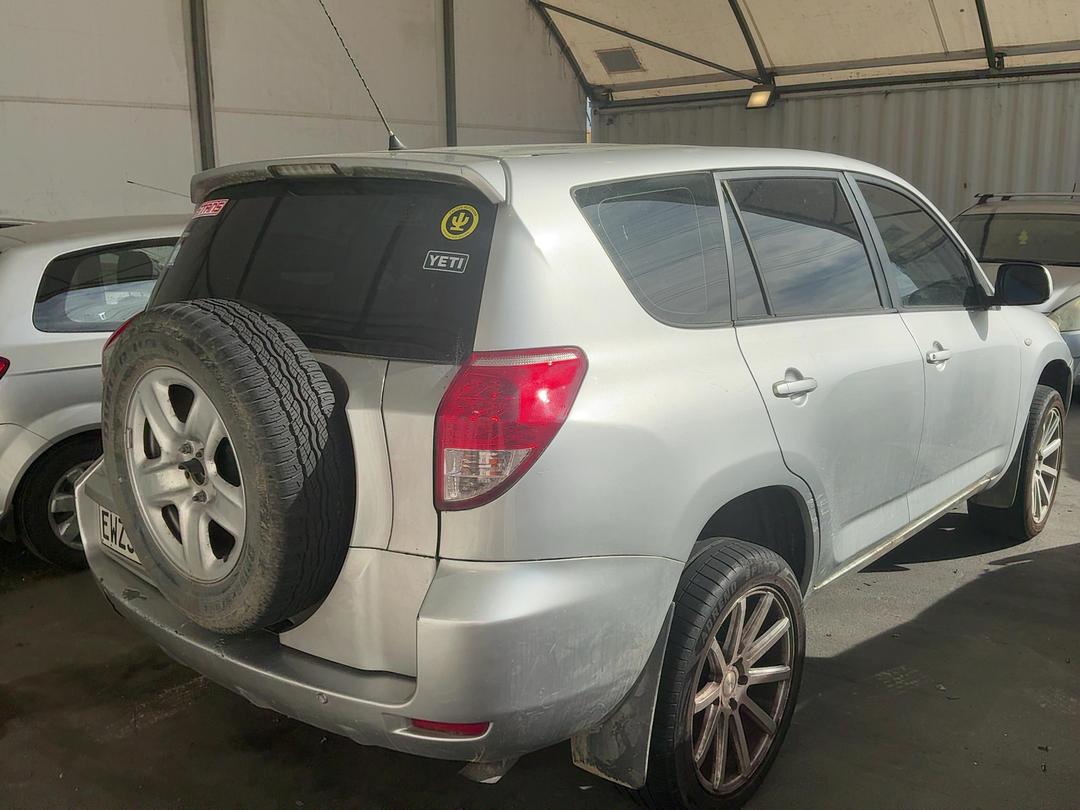 Photo '3' of Toyota Rav4 5A Photo '3' of Toyota Rav4 5A
