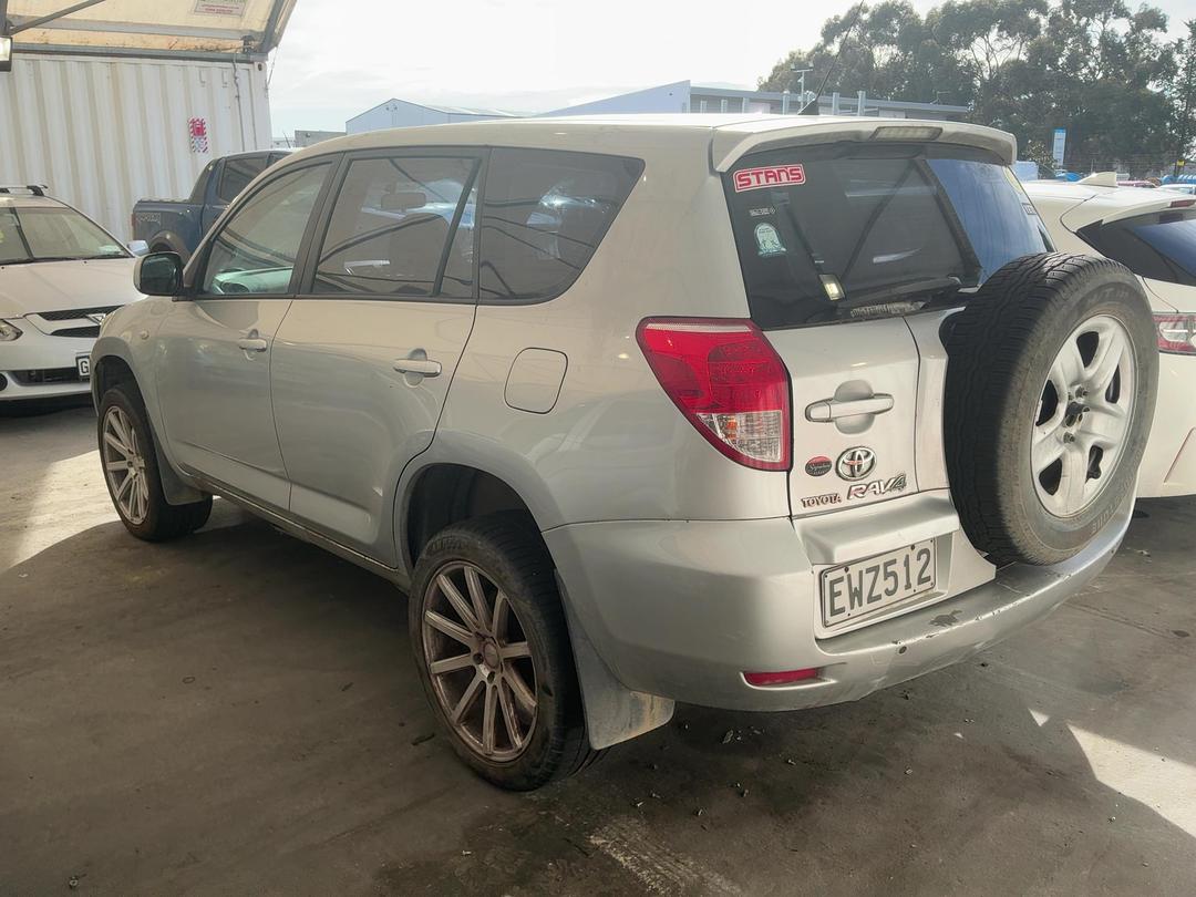 Photo '4' of Toyota Rav4 5A Photo '4' of Toyota Rav4 5A