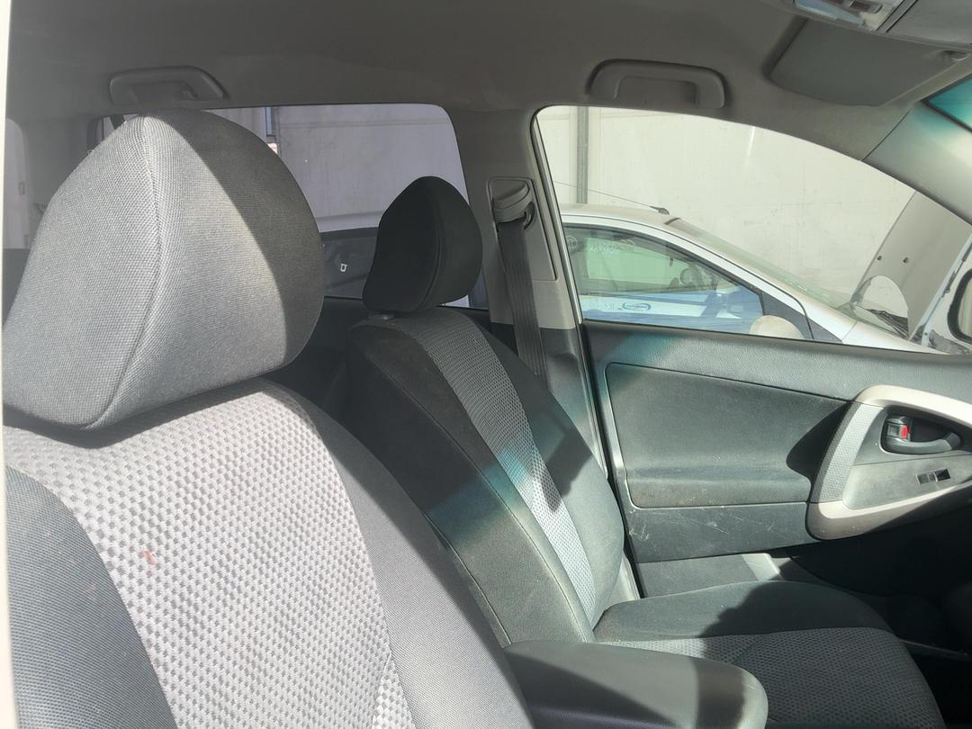 Photo '13' of Toyota Rav4 5A Photo '13' of Toyota Rav4 5A