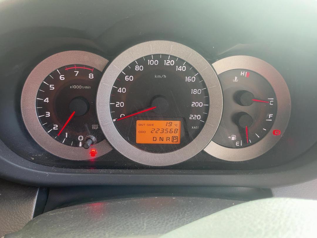 Photo '14' of Toyota Rav4 5A Photo '14' of Toyota Rav4 5A