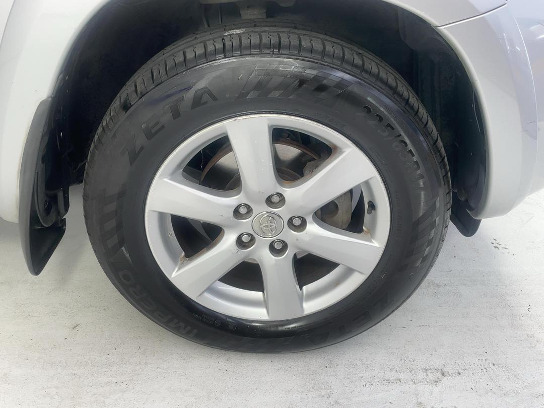 Photo '9' of Toyota Rav4