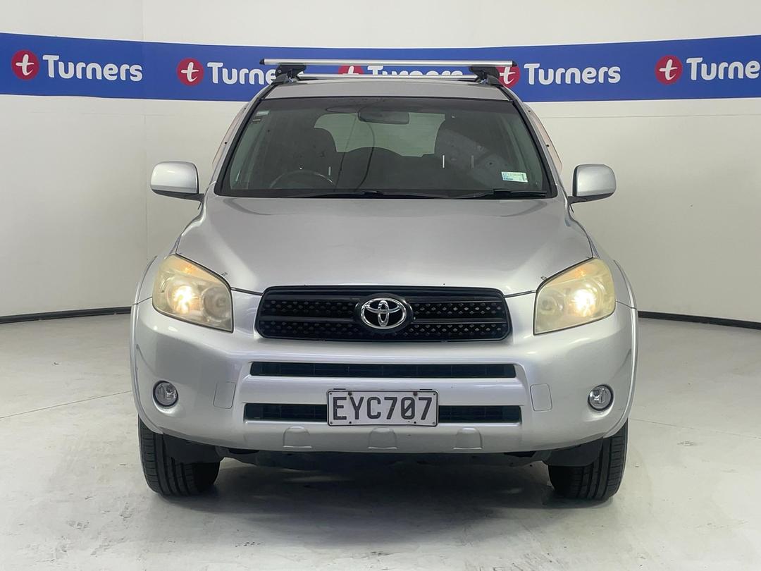 Photo '2' of Toyota Rav4