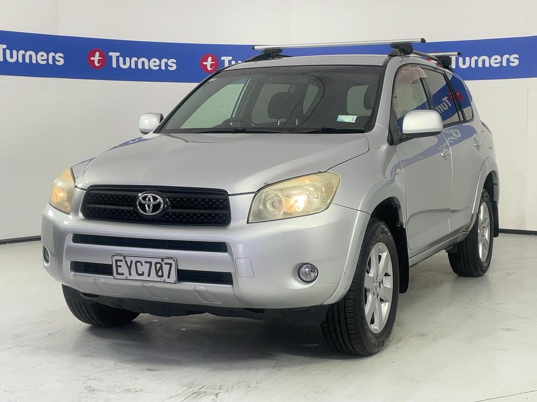 Photo '4' of Toyota Rav4