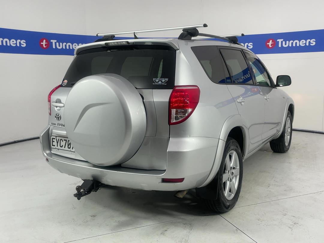 Photo '7' of Toyota Rav4