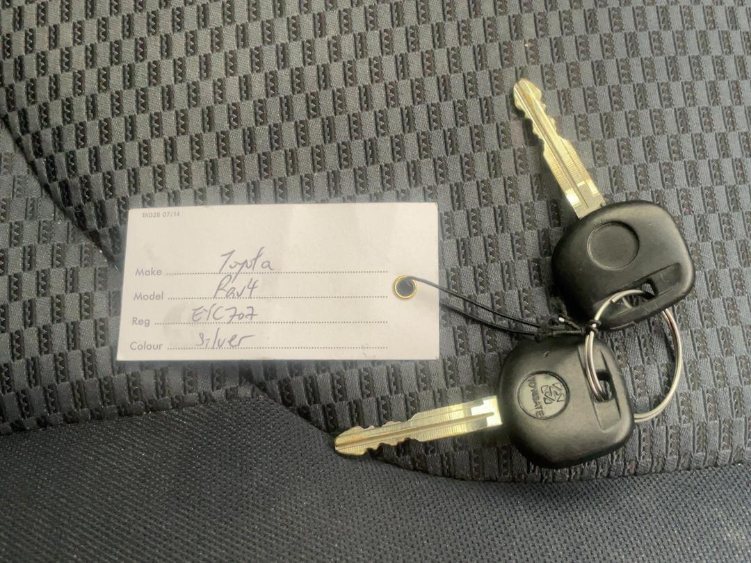 Photo '22' of Toyota Rav4
