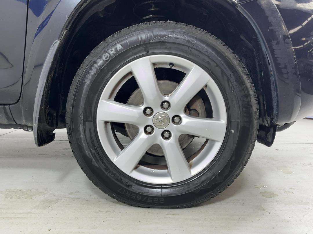Photo '9' of Toyota Rav4