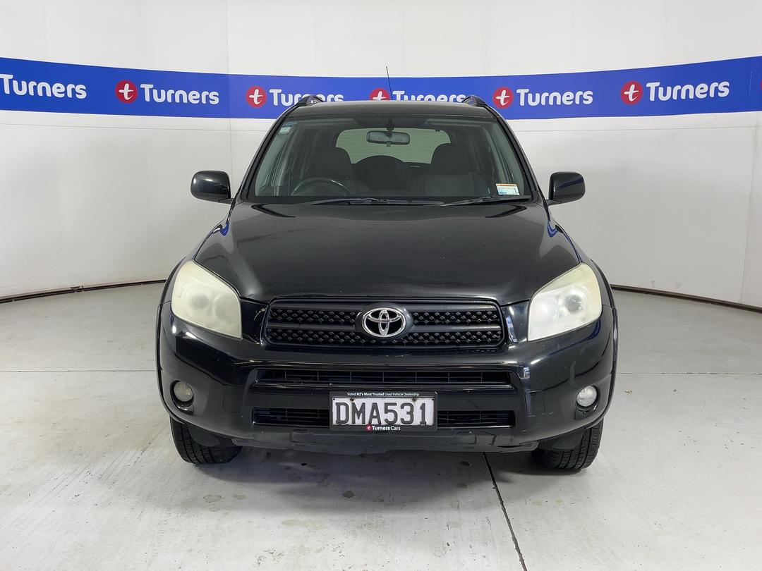 Photo '2' of Toyota Rav4