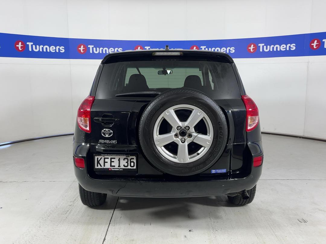 Photo '6' of Toyota Rav4