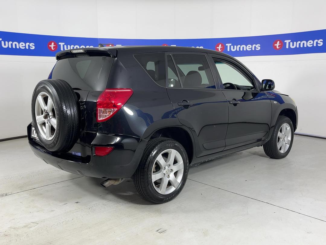 Photo '7' of Toyota Rav4