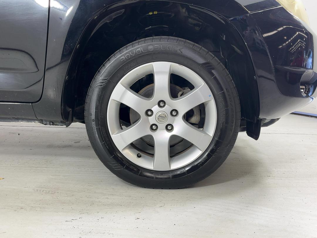 Photo '9' of Toyota Rav4