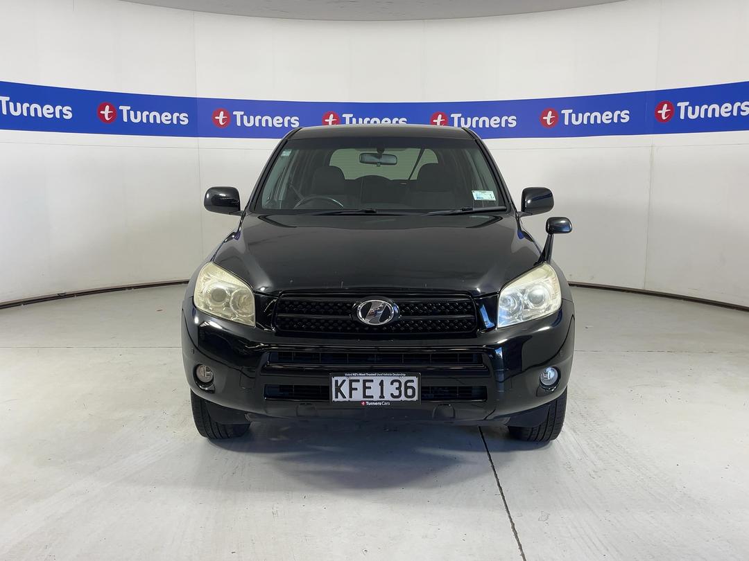 Photo '2' of Toyota Rav4
