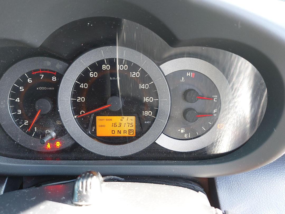 Photo '11' of Toyota RAV4 2.4 Photo '11' of Toyota RAV4 2.4