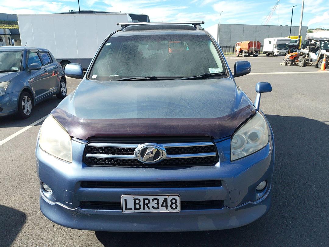 Photo '4' of Toyota RAV4 2.4 Photo '4' of Toyota RAV4 2.4