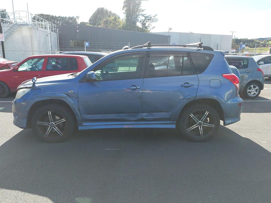 Photo '5' of Toyota RAV4 2.4 Photo '5' of Toyota RAV4 2.4