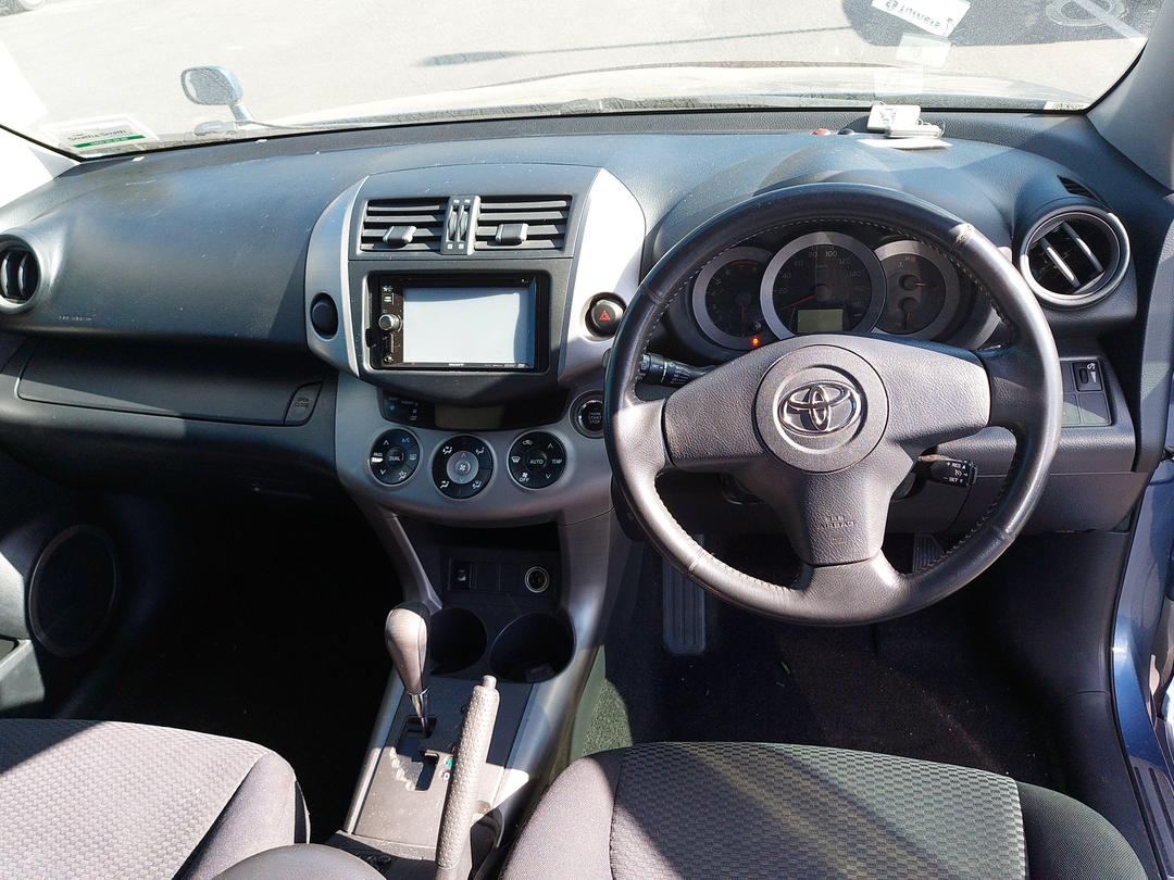 Photo '15' of Toyota RAV4 2.4 Photo '15' of Toyota RAV4 2.4