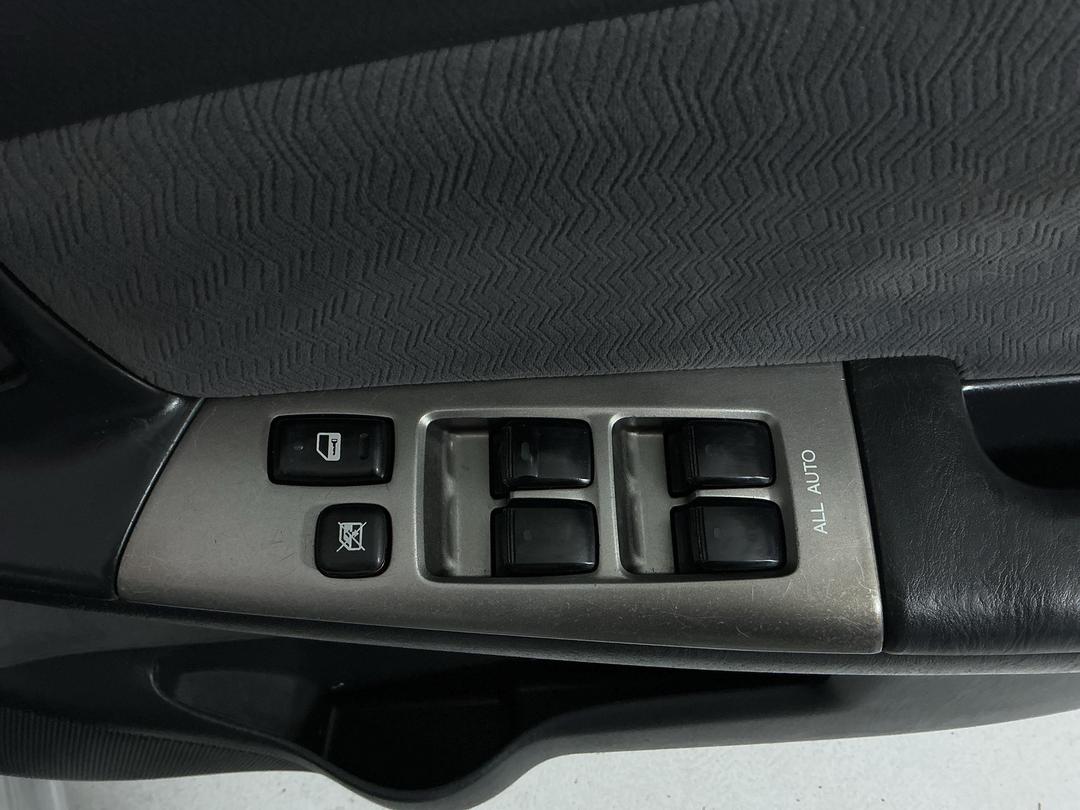 Photo '23' of Toyota Runx