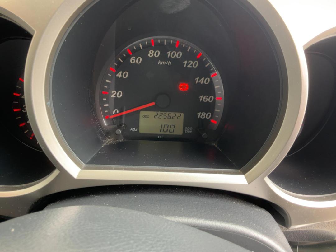 Photo '22' of Toyota Rush