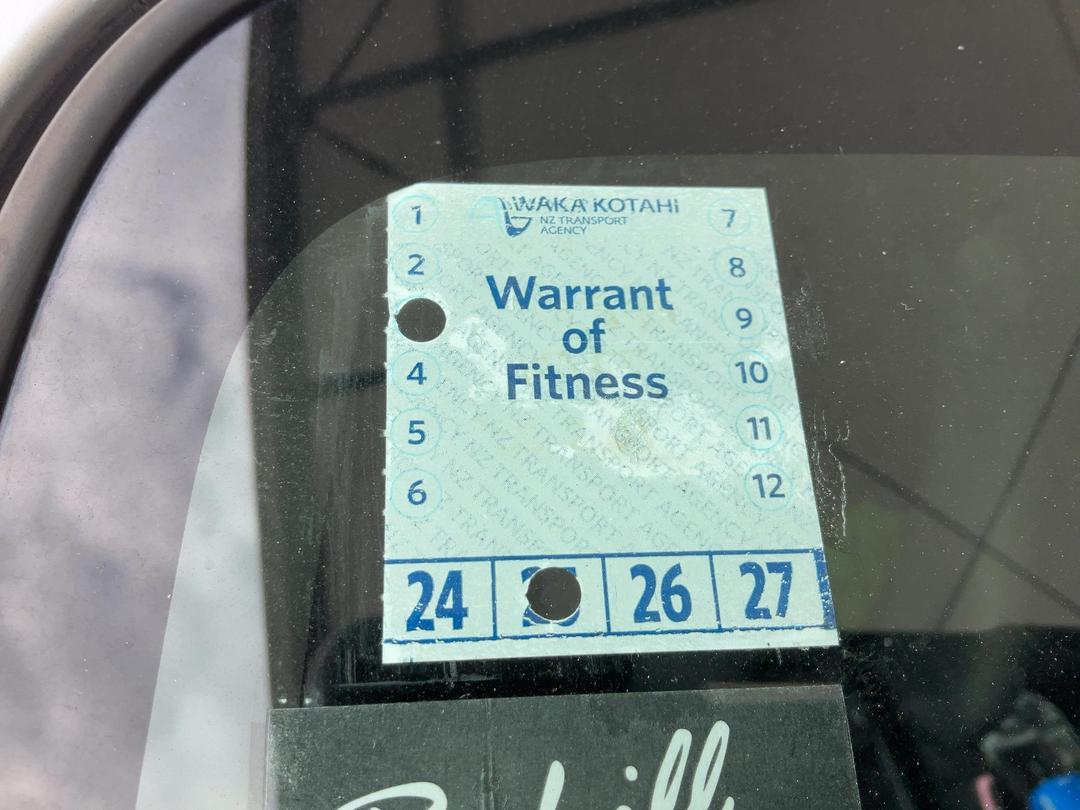 Photo '24' of Toyota Rush