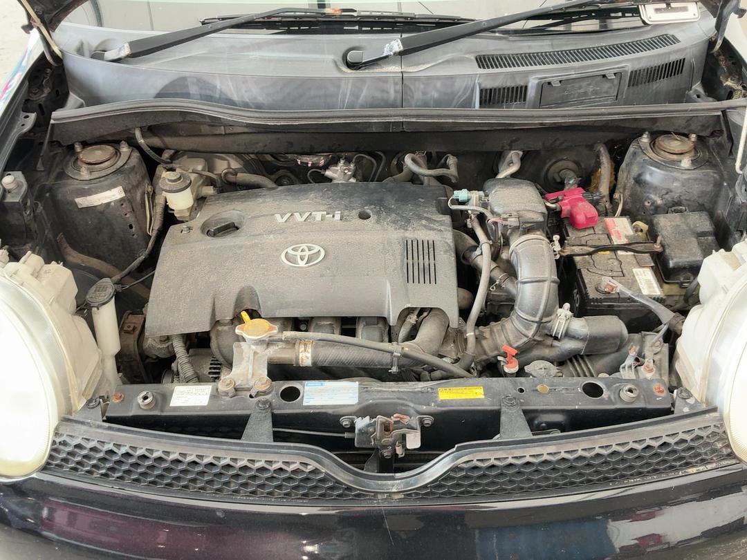Photo '24' of Toyota Sienta Photo '24' of Toyota Sienta