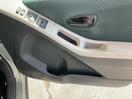 Thumbnail '6' of Toyota Vitz