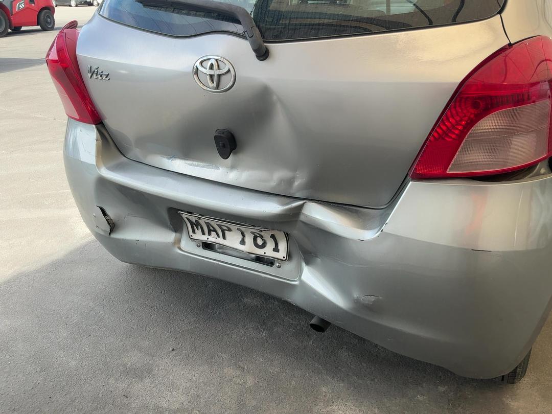 Photo '4' of Toyota Vitz
