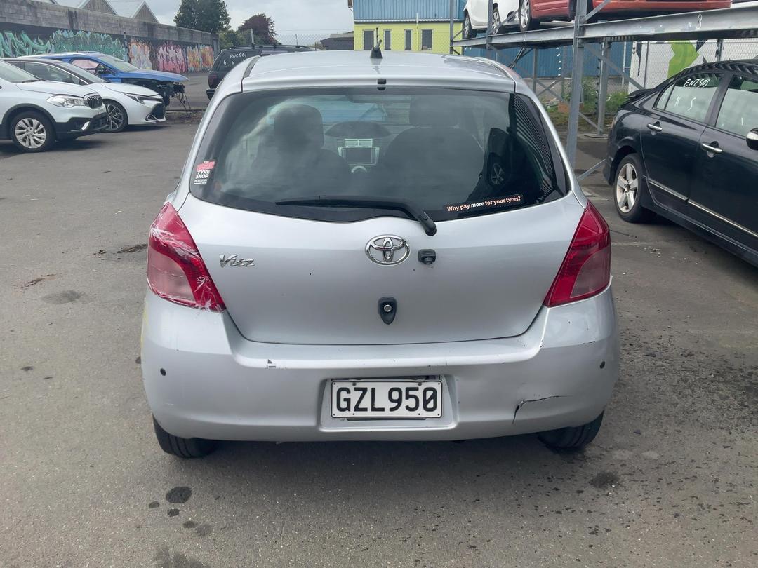 Photo '6' of Toyota Vitz Photo '6' of Toyota Vitz