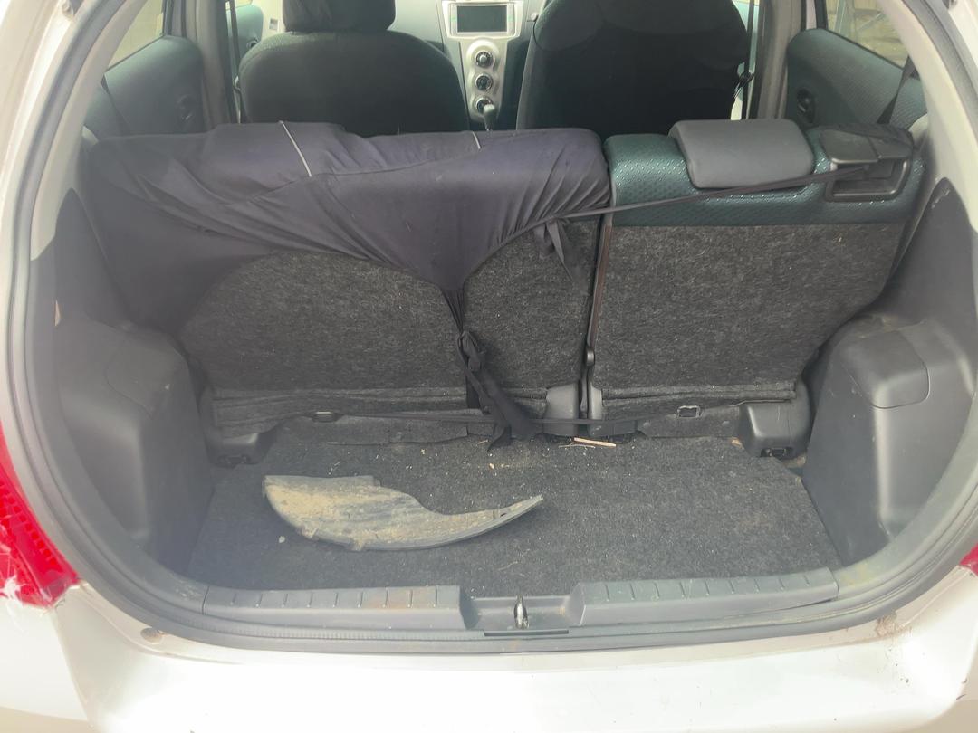 Photo '17' of Toyota Vitz Photo '17' of Toyota Vitz