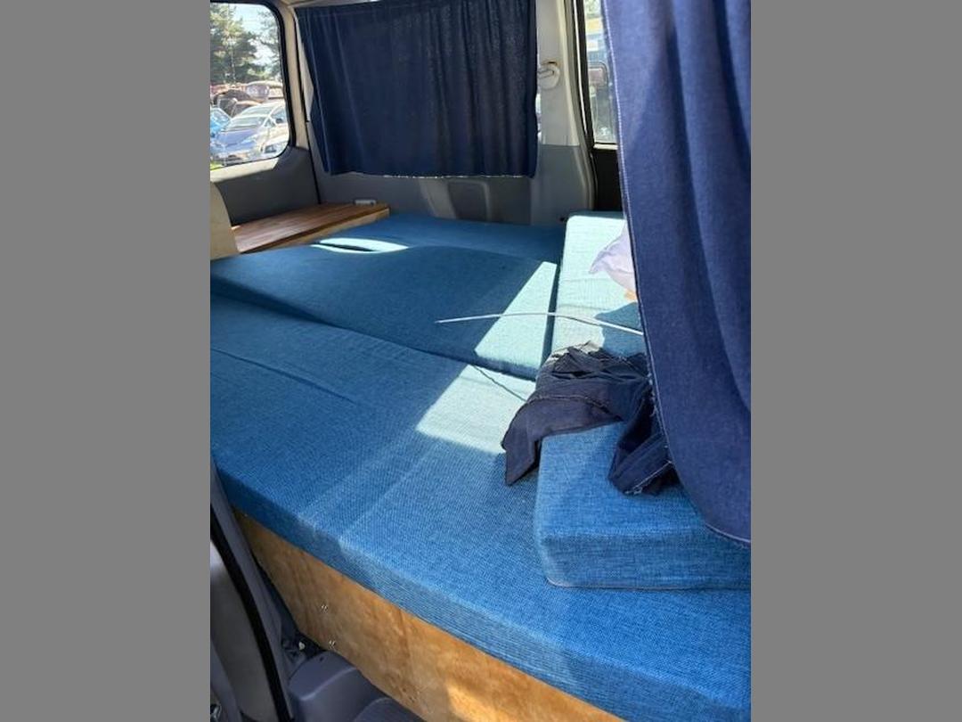 Photo '2' of Toyota Voxy