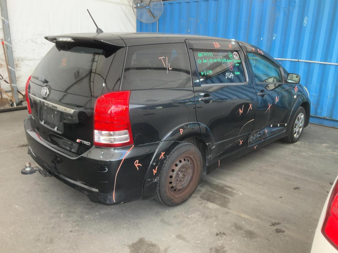 Photo '4' of Toyota Wish