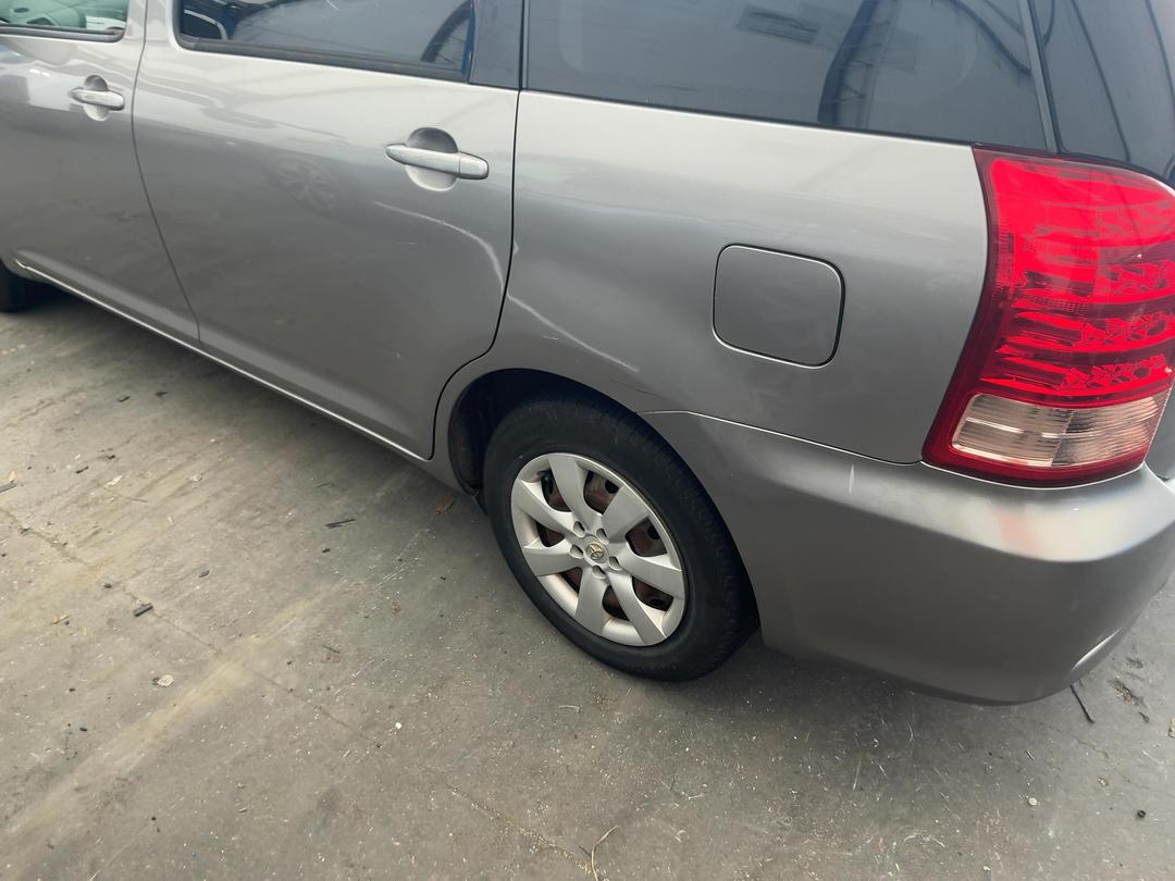 Photo '10' of Toyota Wish