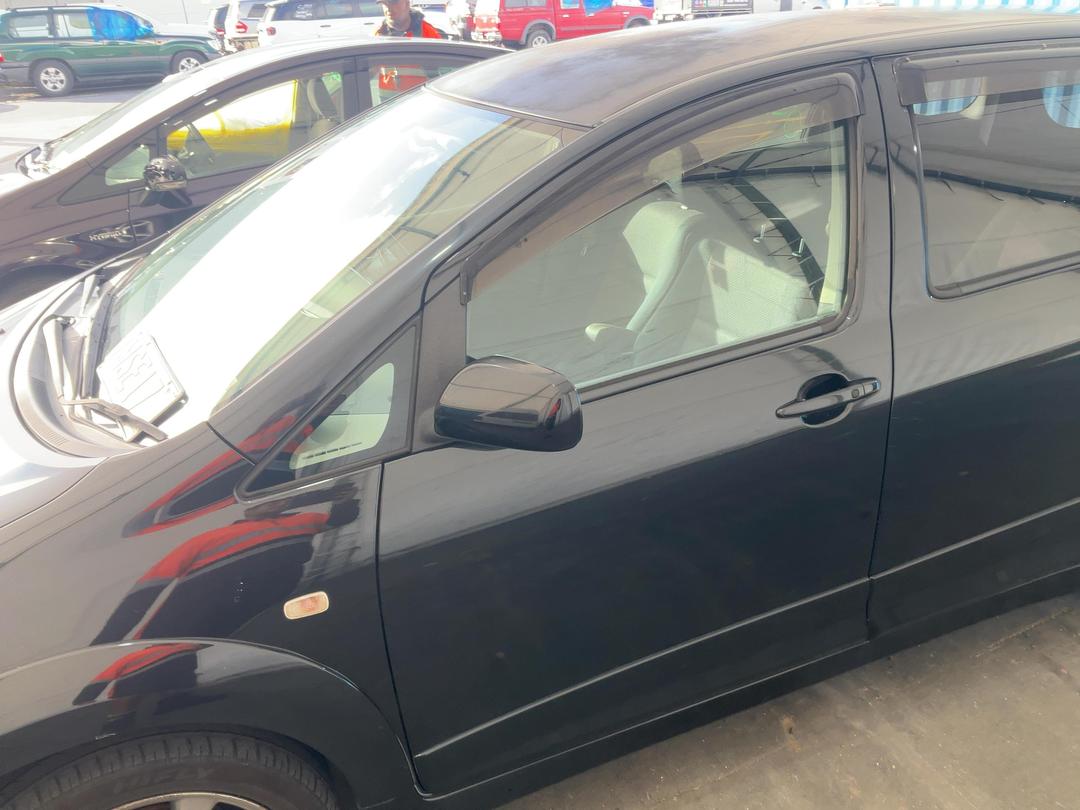 Photo '9' of Toyota Wish