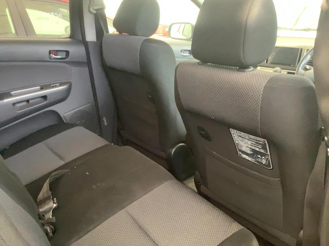 Photo '13' of Toyota Wish